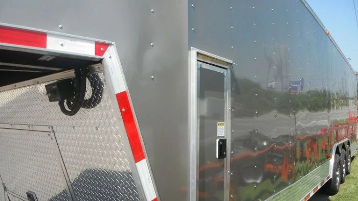 Enclosed Trailer 8.5'x36' Gooseneck Event Food Car Hauler (Silver) 8 Enclosed Trailer 8.5'x36' Gooseneck Event Food Car Hauler (Silver) - Image 6