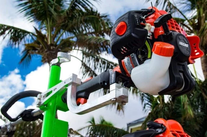 Green Touch XC104 XTREME Pro Series Four Position Trimmer Rack 6 Green Touch XC104 XTREME Pro Series Four Position Trimmer Rack - Image 4