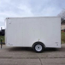6'x12' White Enclosed V-Nose Trailer with Diamond Plate Floor -Cheap Trailers Store dsc02543 3 1