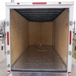 6'x12' White Enclosed V-Nose Trailer with Diamond Plate Floor -Cheap Trailers Store dsc02563 2 1