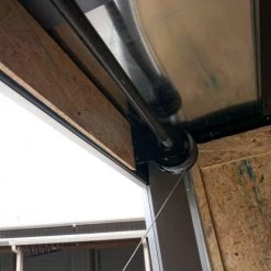 6'x12' White Enclosed V-Nose Trailer with Diamond Plate Floor -Cheap Trailers Store dsc02572 2 1