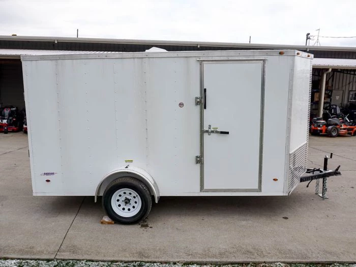 Enclosed Trailer 6'x12' White - V-Nose 3,500 lb. Axle 8 Enclosed Trailer 6'x12' White - V-Nose 3,500 lb. Axle - Image 6