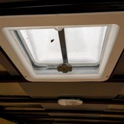 Enclosed Trailer 6'x12' White - V-Nose 3,500 lb. Axle 40 Enclosed Trailer 6'x12' White - V-Nose 3,500 lb. Axle -Cheap Trailers Store dsc02592 2 2