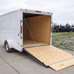 Enclosed Trailer 7'x12' Single Axle 3500lbs V-Nose W/ Ramp -Cheap Trailers Store dsc02613 3 1