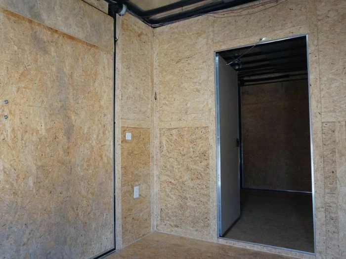 Enclosed Trailer 8.5' X 20' Custom Red Event 9 Enclosed Trailer 8.5' X 20' Custom Red Event - Image 7