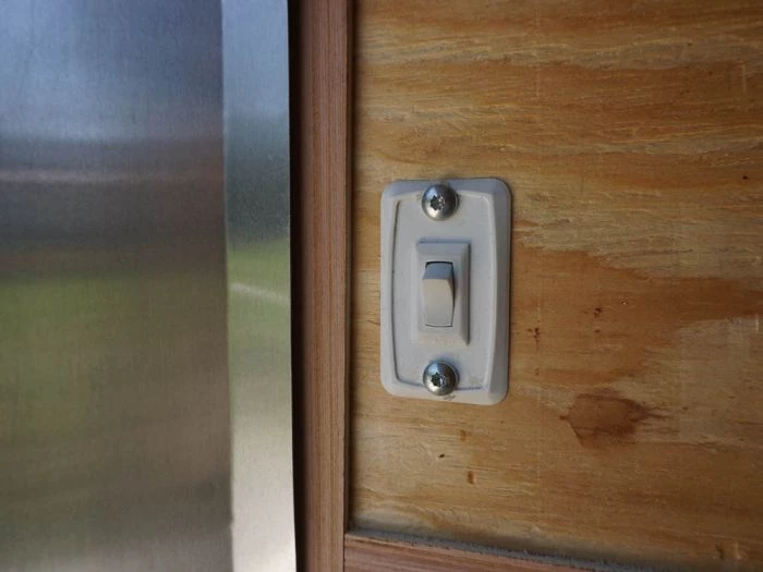 7x12 Enclosed Trailer Silver V-Nose Blackout Package 3,500lb Axle 18 7x12 Enclosed Trailer Silver V-Nose Blackout Package 3,500lb Axle - Image 16